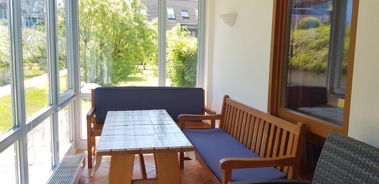 Ferienwohnung 4 Im Haus Am See Mit Wintergarten Und Terrasse Seedorf  Bagian luar foto